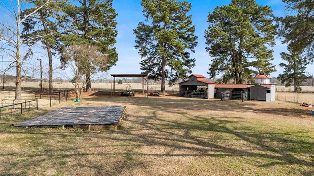 3282 Callahan Rd, Longview, TX 75602