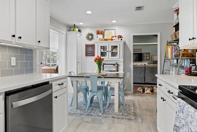 3282 Callahan Rd, Longview, TX 75602