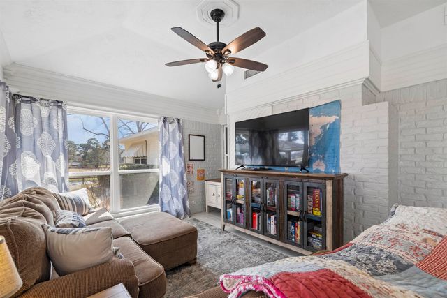 3282 Callahan Rd, Longview, TX 75602