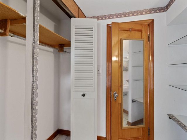 8524 W Beloit ROAD, West Allis, WI 53227