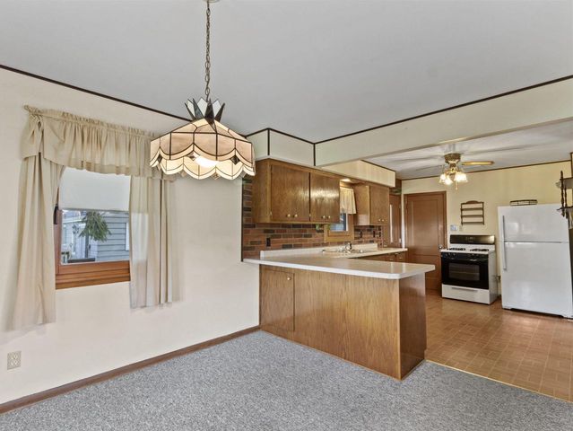 8524 W Beloit ROAD, West Allis, WI 53227