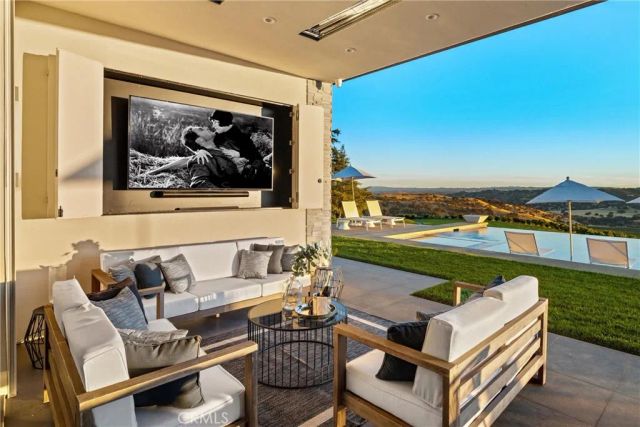 888 Camino Vina, Paso Robles, CA 93446