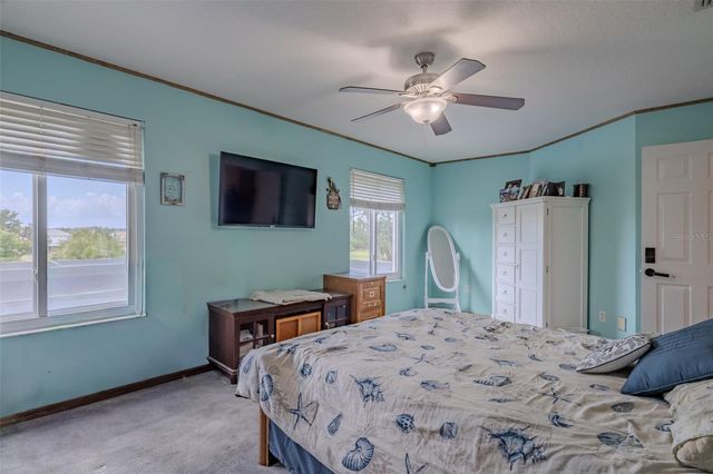 11022 SAILBROOKE DR, Riverview, FL 33579