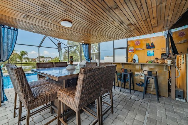 11022 SAILBROOKE DR, Riverview, FL 33579