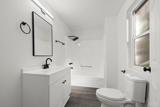 3577 Geeker St, Pensacola, FL 32514