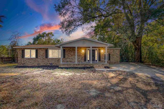 3577 Geeker St, Pensacola, FL 32514