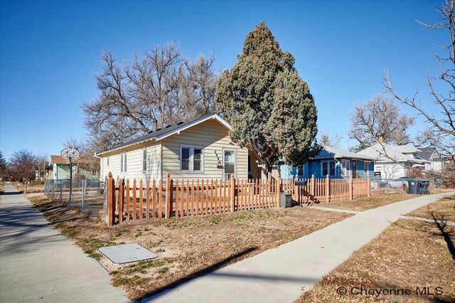 3028 SNYDER AVE, Cheyenne, WY 82001