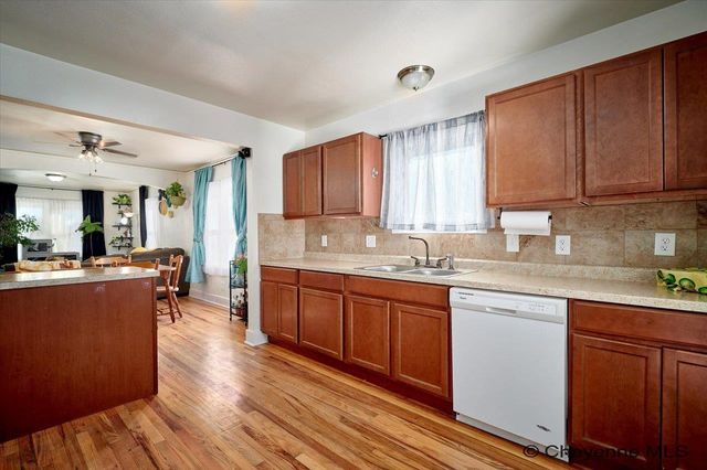 3028 SNYDER AVE, Cheyenne, WY 82001