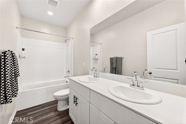 27049 Maltese, Menifee, CA 92584