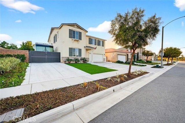 27049 Maltese, Menifee, CA 92584