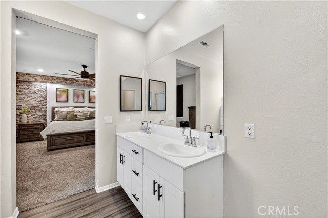 27049 Maltese, Menifee, CA 92584