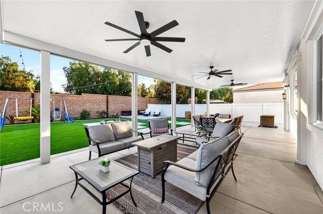 27049 Maltese, Menifee, CA 92584