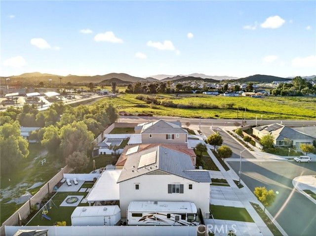 27049 Maltese, Menifee, CA 92584