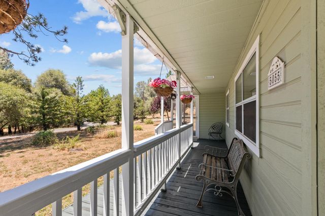 5055 Cedar Ravine Ct, Placerville, CA 95667