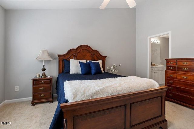 5229 Moonview Court, Raleigh, NC 27606