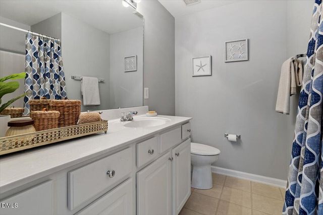 5229 Moonview Court, Raleigh, NC 27606