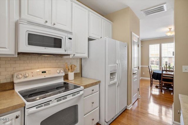 5229 Moonview Court, Raleigh, NC 27606