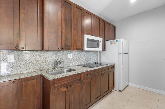 801 Dobbins Street 2, West Palm Beach, FL 33405