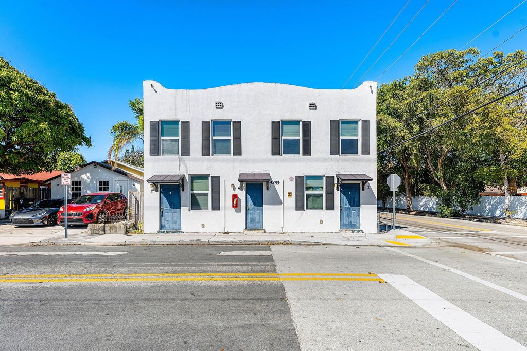 801 Dobbins Street 2, West Palm Beach, FL 33405