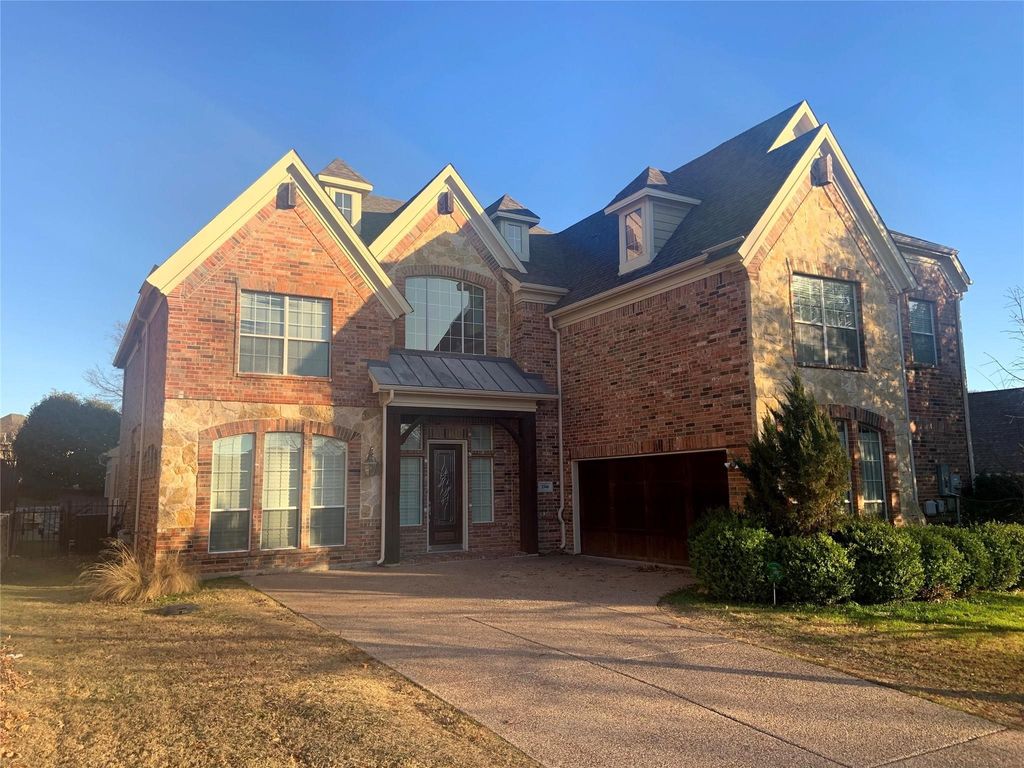 2746 Fountain View Boulevard, Cedar Hill, TX 75104