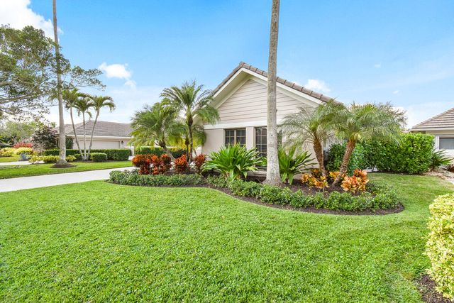 145 Coventry Place, Palm Beach Gardens, FL 33418
