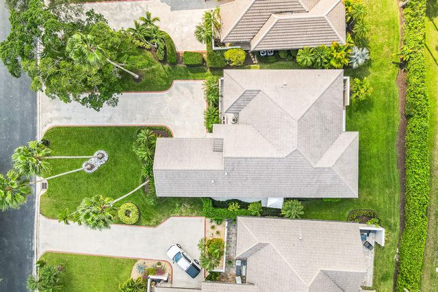 145 Coventry Place, Palm Beach Gardens, FL 33418