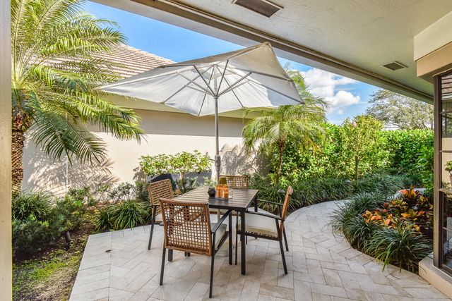 145 Coventry Place, Palm Beach Gardens, FL 33418