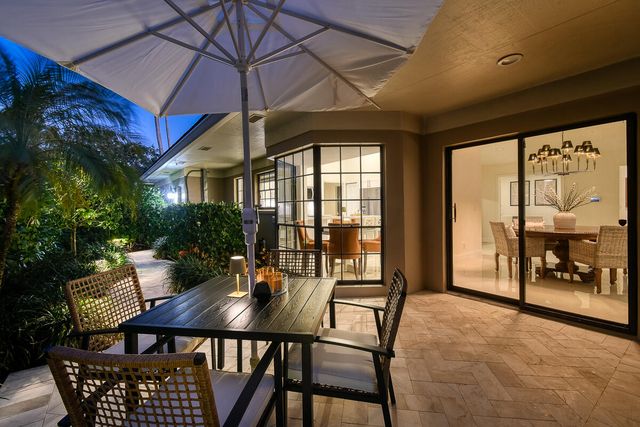 145 Coventry Place, Palm Beach Gardens, FL 33418