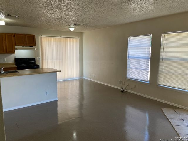 9622 Vale, San Antonio, TX 78245