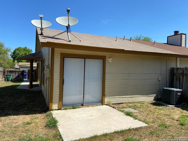 9622 Vale, San Antonio, TX 78245