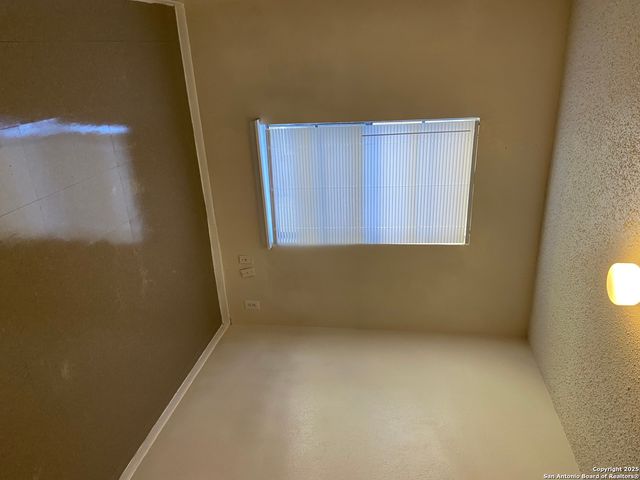 9622 Vale, San Antonio, TX 78245