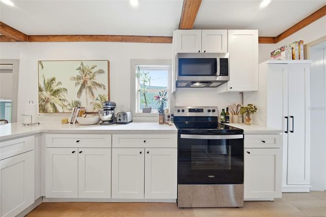 3036 EMERSON AVENUE S, St Petersburg, FL 33712