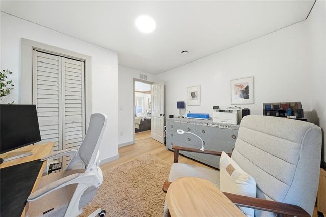 3036 EMERSON AVENUE S, St Petersburg, FL 33712