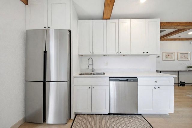 3036 EMERSON AVENUE S, St Petersburg, FL 33712