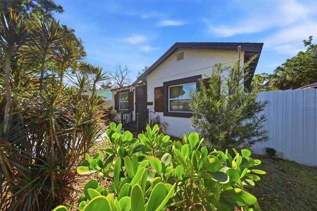 3036 EMERSON AVENUE S, St Petersburg, FL 33712