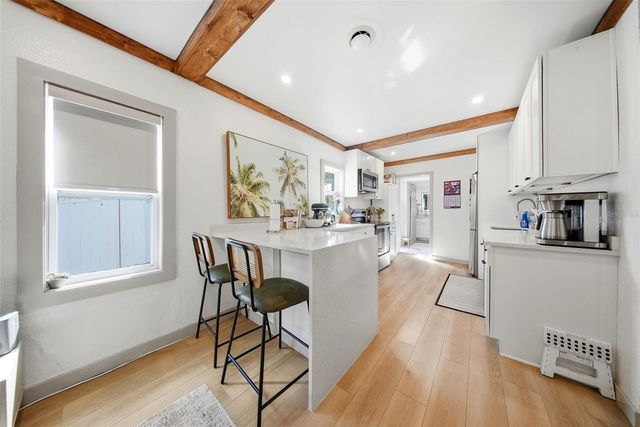 3036 EMERSON AVENUE S, St Petersburg, FL 33712