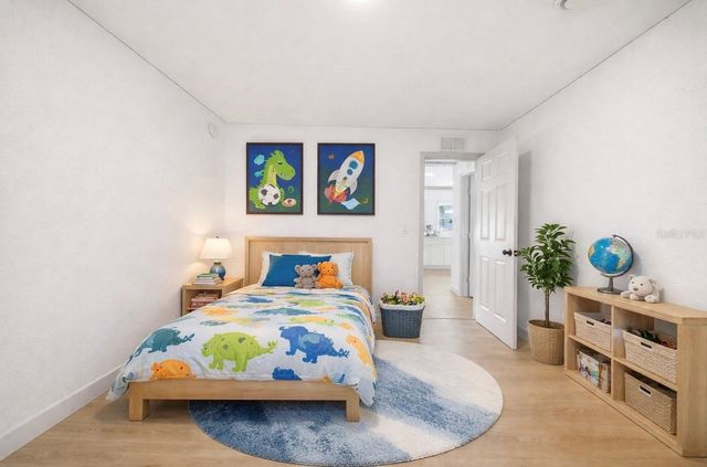 3036 EMERSON AVENUE S, St Petersburg, FL 33712