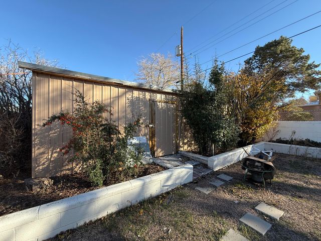 3316 Pershing Avenue SE, Albuquerque, NM 87106