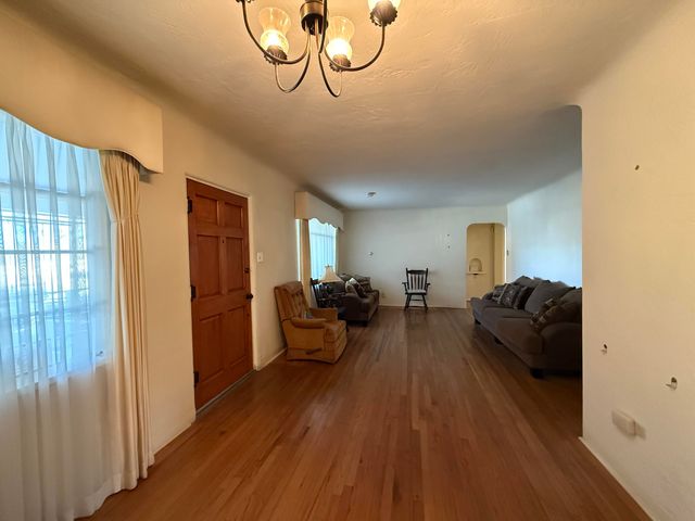 3316 Pershing Avenue SE, Albuquerque, NM 87106