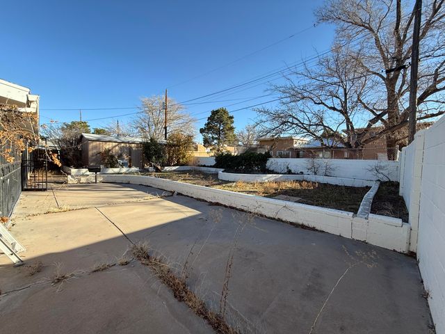 3316 Pershing Avenue SE, Albuquerque, NM 87106