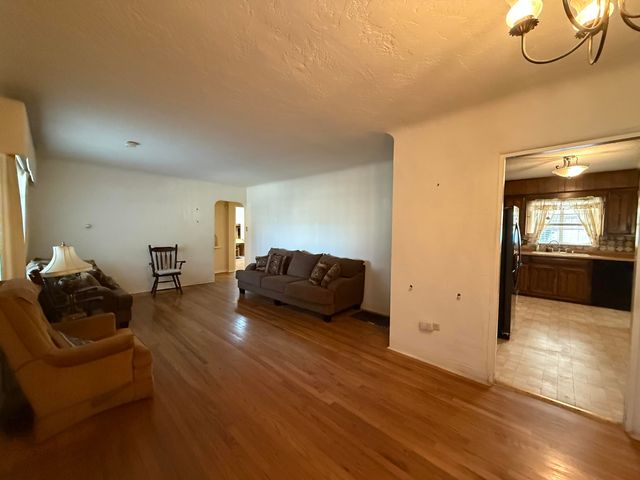 3316 Pershing Avenue SE, Albuquerque, NM 87106