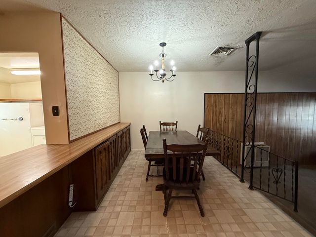 3316 Pershing Avenue SE, Albuquerque, NM 87106