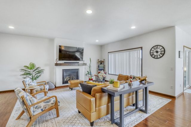 5001 44th Street S, Fargo, ND 58104
