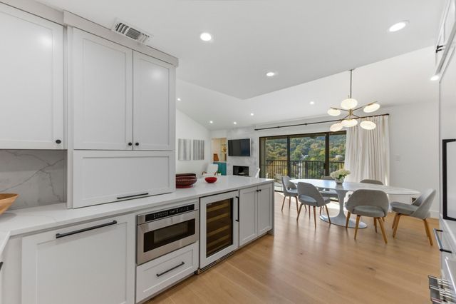 1821 Westlake DR 105, Austin, TX 78746