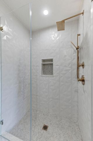 1821 Westlake DR 105, Austin, TX 78746