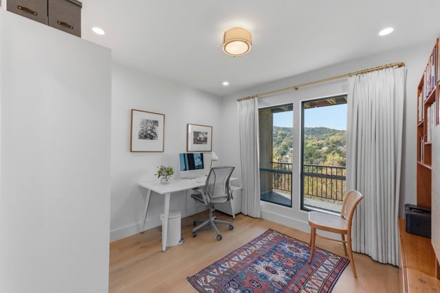 1821 Westlake DR 105, Austin, TX 78746