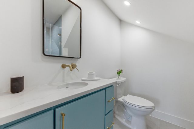 1821 Westlake DR 105, Austin, TX 78746