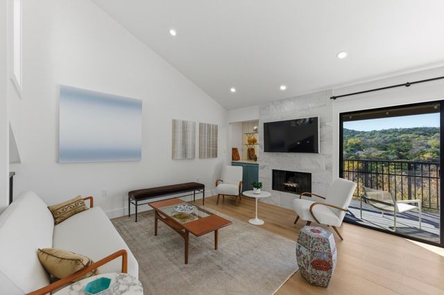 1821 Westlake DR 105, Austin, TX 78746