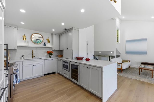 1821 Westlake DR 105, Austin, TX 78746