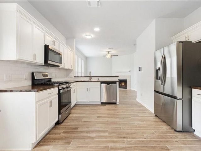 16630 Pademelon Drive, Sugar Land, TX 77498